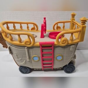Adventure Pirate Ship Playset -‎ Red and Tan